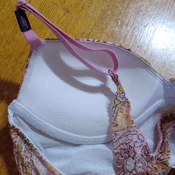 VICTORIA'S SECRET Womens 32A Bra New Intimates - Picture 4 of 6